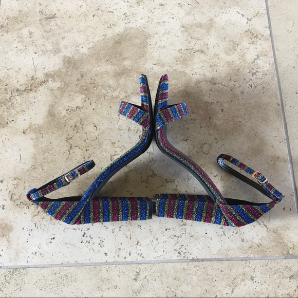 🌈NWT🌈Beautiful sparkly rainbow ankle strap heels - Picture 6 of 8